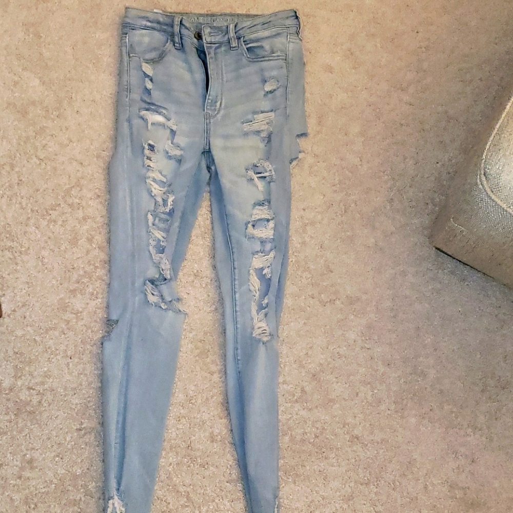 Pre ripped jeans